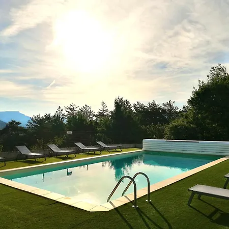 Le Panoramic - Votre Au Coeur Des Gorges Du Verdon Hotel 2*
